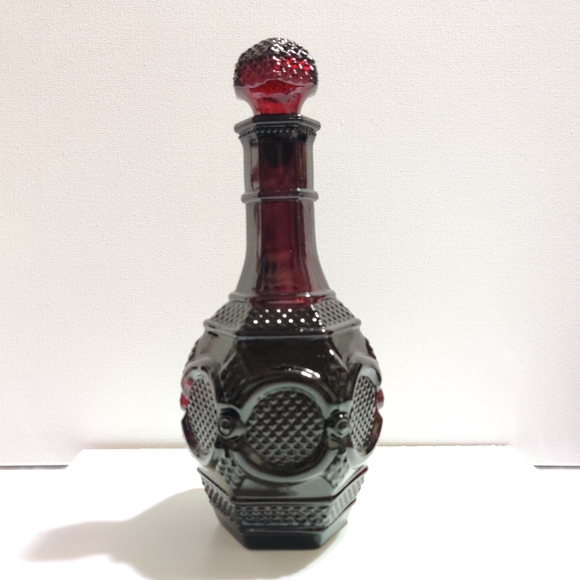 AVON 1876 Cape Cod Collection Wine Decanter - Picture 3 of 10